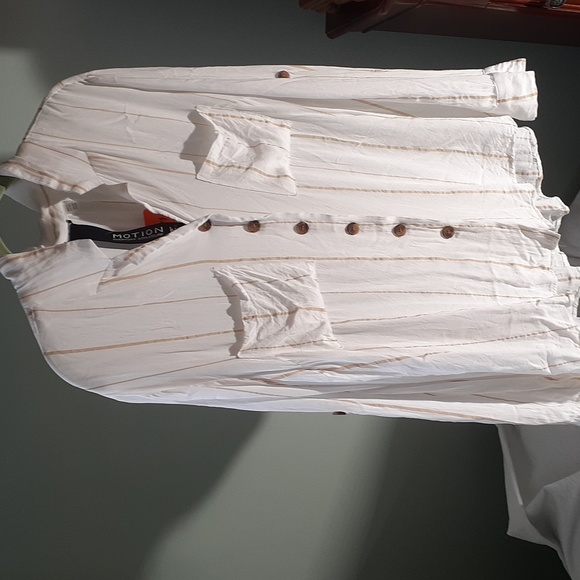 Gold and white long sleeve button down top size XL 100% rayon - Picture 2 of 10